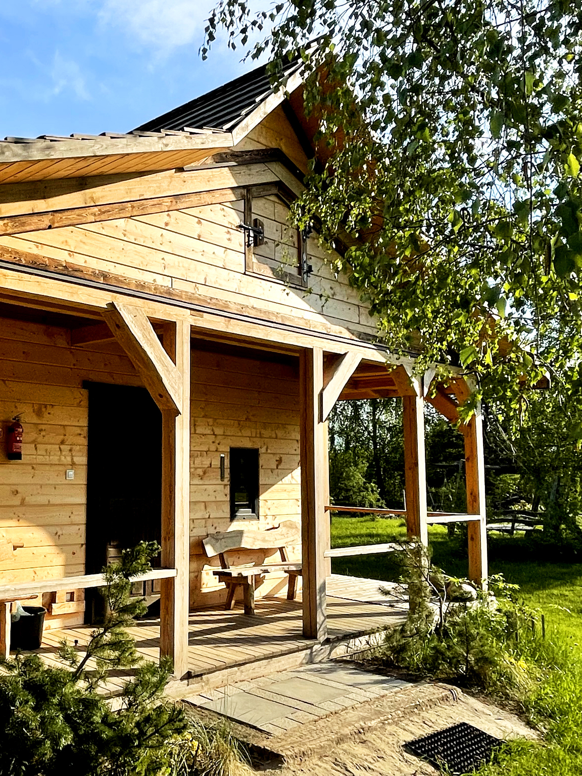 dom z drewna księżycowego dom z drewna księżycowego