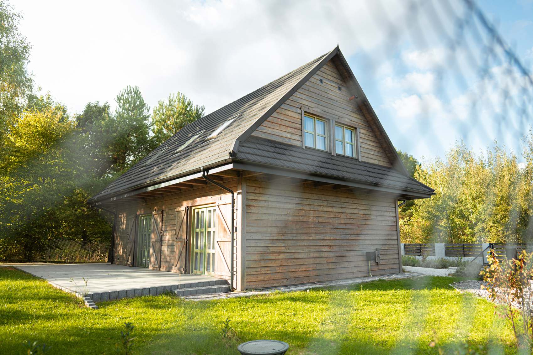 dom z drewna księżycowego