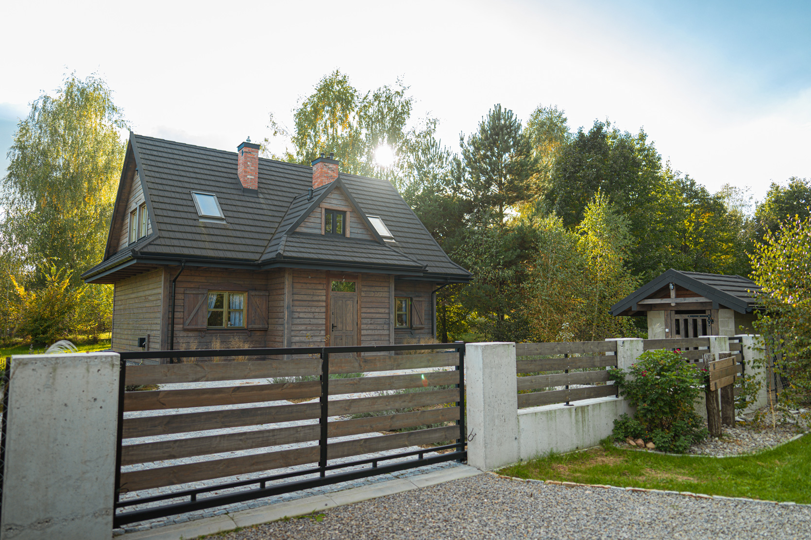 dom z drewna księżycowego